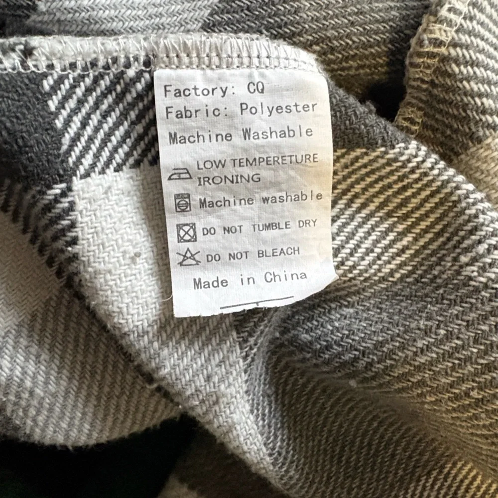 Flannel Oversized grey white Button Down coat XL - Picture 9 of 11
